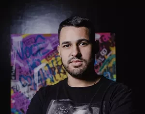 Influenser A Queda das Marcas e o Poder da Autenticidade no Marketing Digital